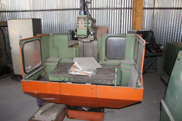 دستگاه فرزCNC دکل(DECKEL FP4A)